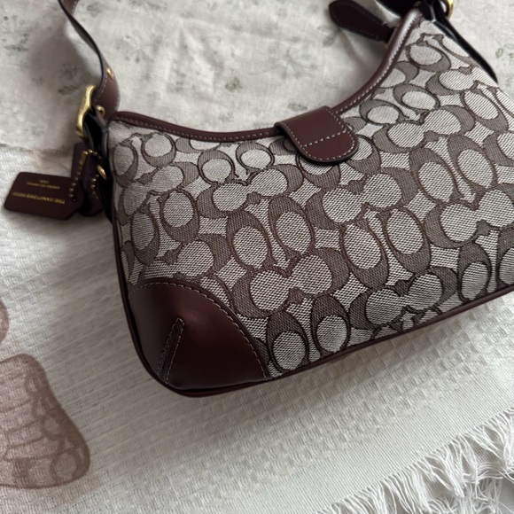 Coach Originale Hasptonasignature Jacquard Hobo Bag - Picture 13 of 16